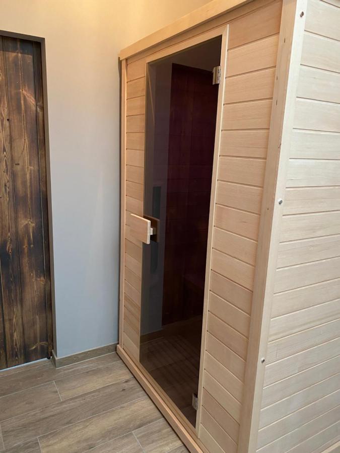 Au P'Tit Loup Villa Бастон Екстериор снимка